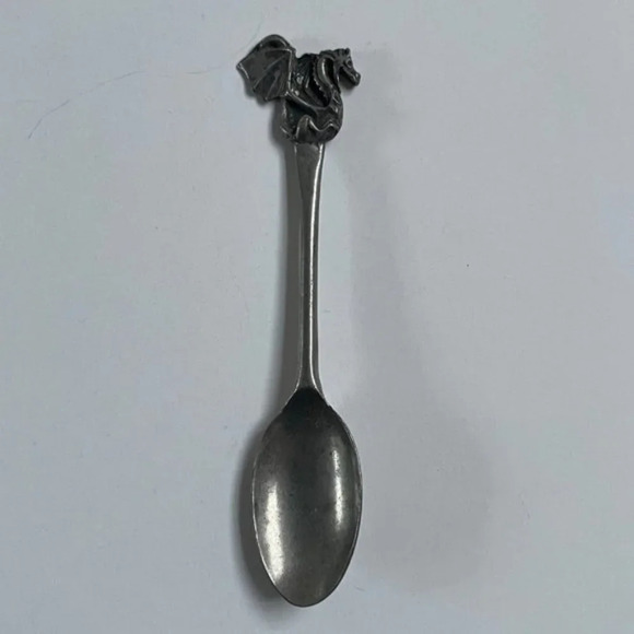 Pewter Baby Spoon Set of 2 Silver Dragon Handle Home Decor Kitchen Dining - Picture 3 of 10